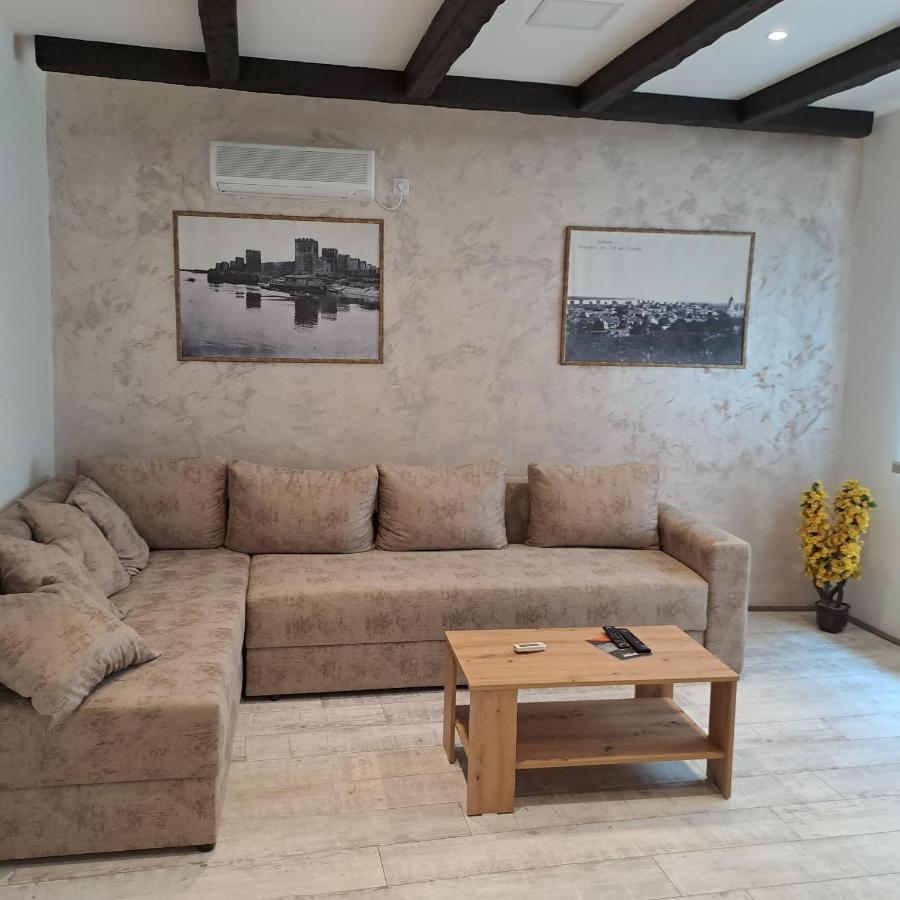 Apartman Centar Sd 斯梅代雷沃 外观 照片